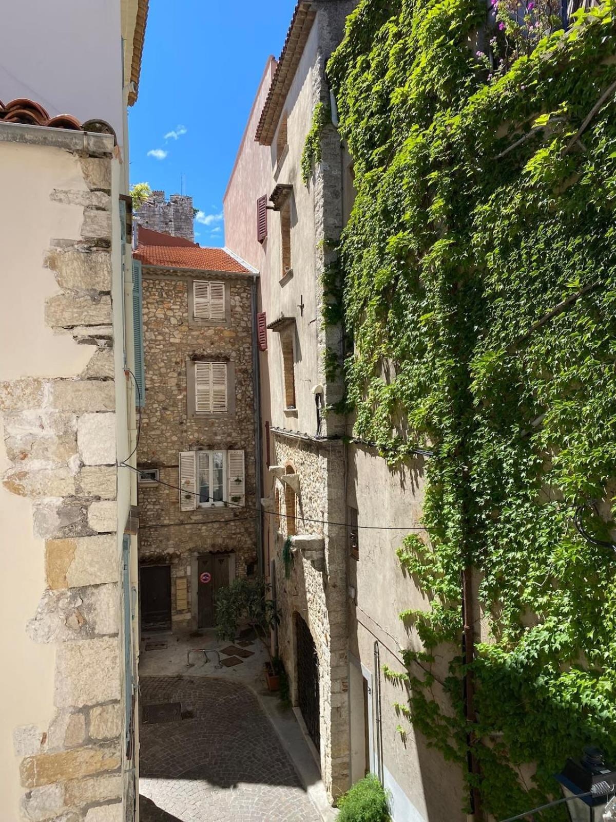 06An - Beautiful Apartment In The Heart Of Old Antibes Exterior foto